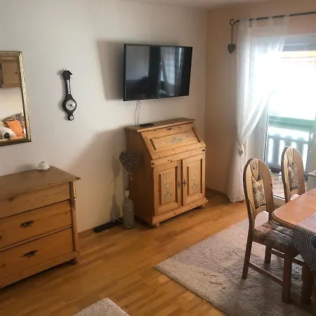 Ferienwohnung Alpenblick Apartment *